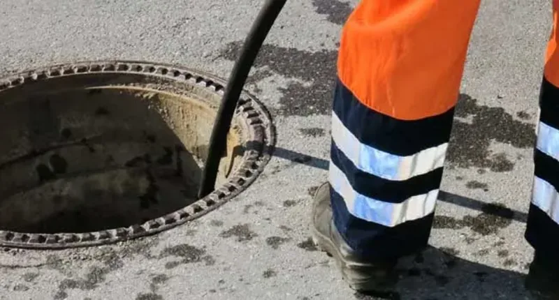 High pressure drain cleaning